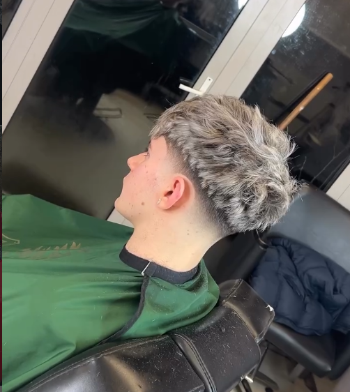 Textured haircut result by Ruben Hand
